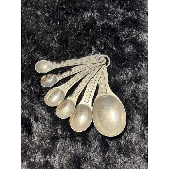 Vintage Aluminum Measuring Spoons Set Of 6 On Ring - Picture 1 of 3
